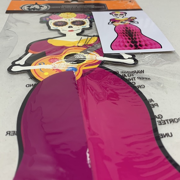 NEW 3 piece Day of the Dead items 💀 Hair Clip, Honeycomb Centerpiece & Sign - Picture 11 of 16